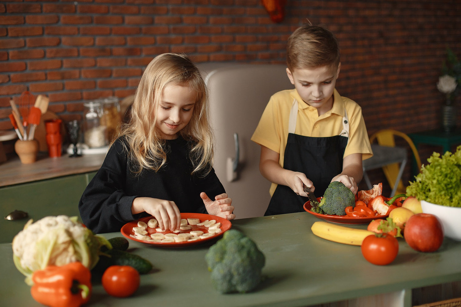 children perparing food
